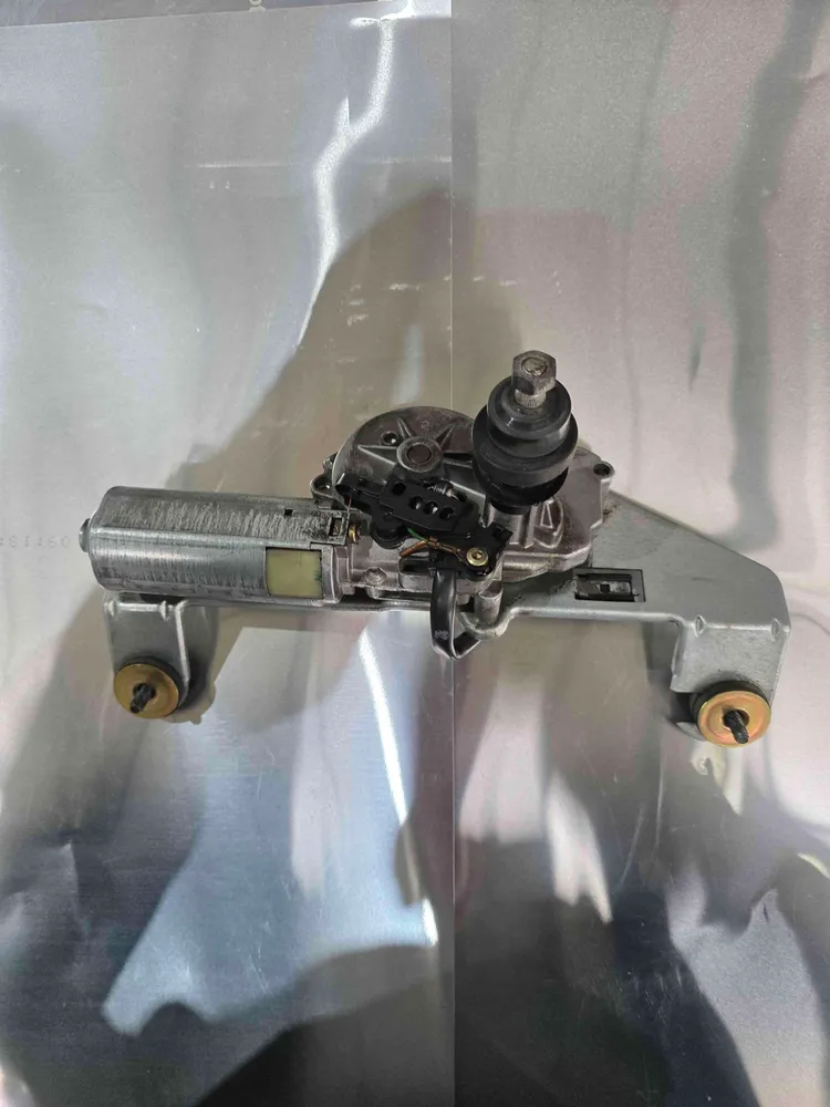 Motor Limpa Vidros Trás