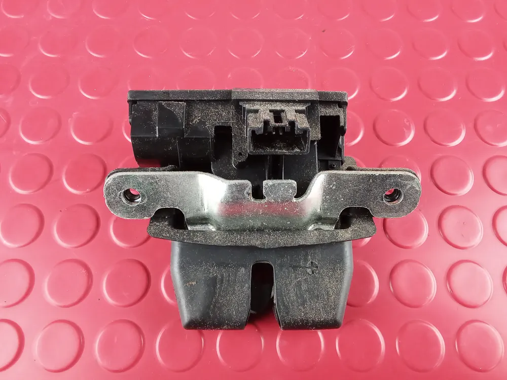 Tailgate Lock /Latch
