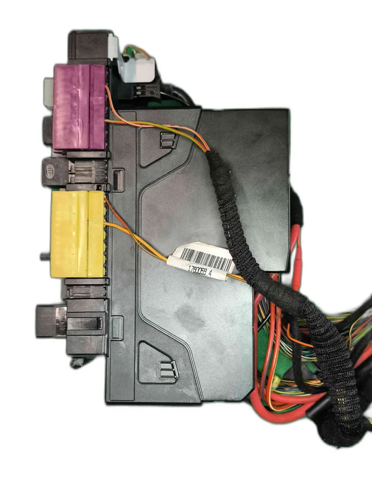 Fuse box / SAM / BSI