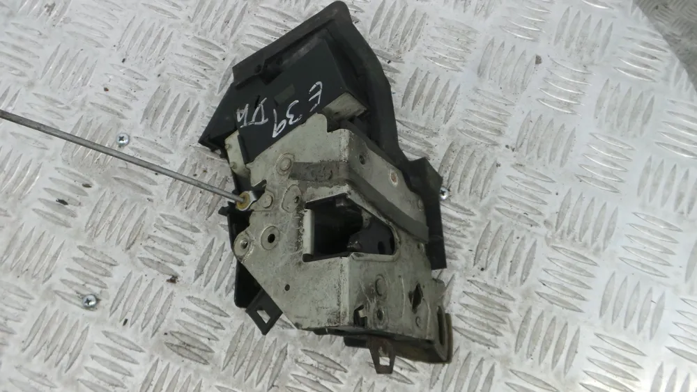 Fechadura / Fecho Porta Direito