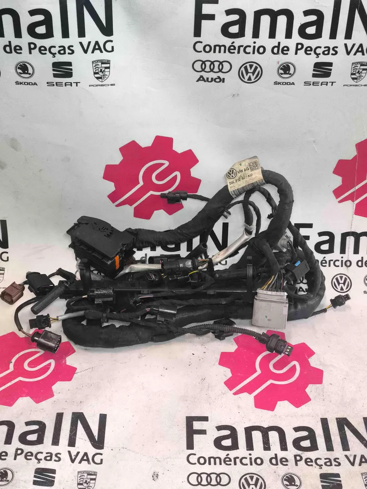 Engine electrical installation / engine wiring