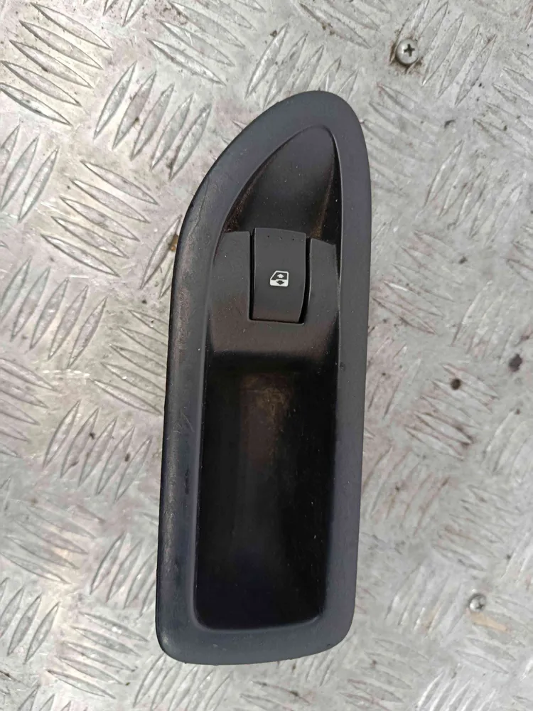 Comando / Botão / Interruptor Vidros Trás Direito