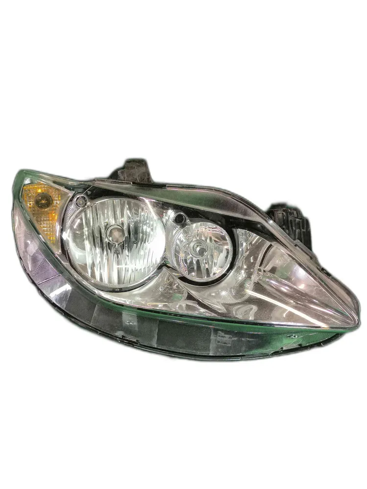 Ótica / Farol Direito