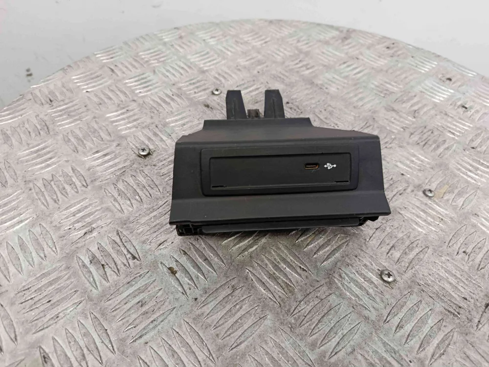 Módulo USB / AUX / IPOD