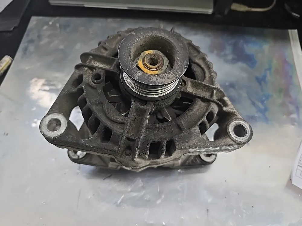Alternador