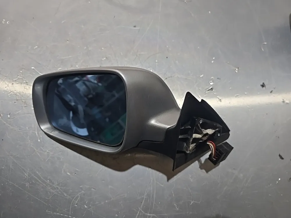 Espelho Retrovisor Esq