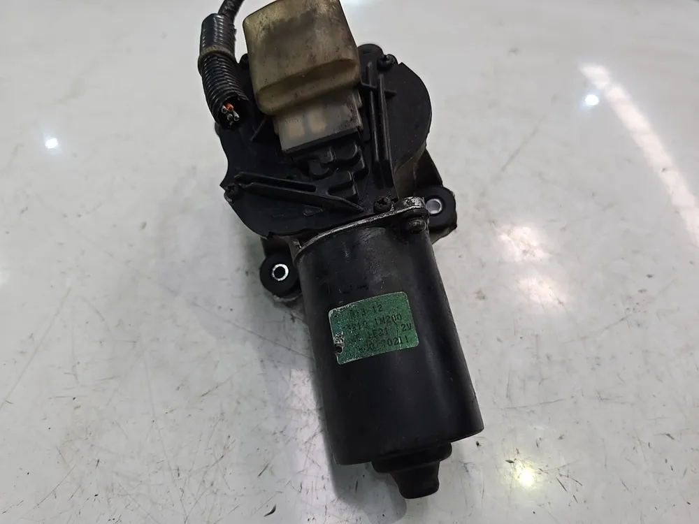 MOTOR LIMPA VIDROS FRENTE