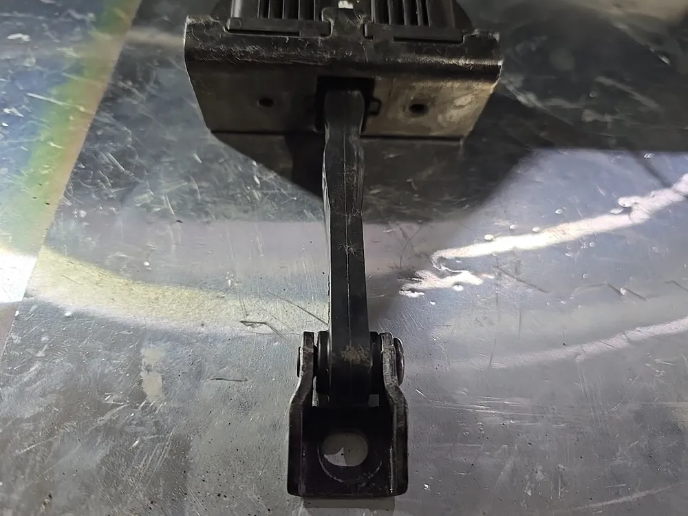 ESTICADOR / LIMITADOR DE PORTA FRT DTO