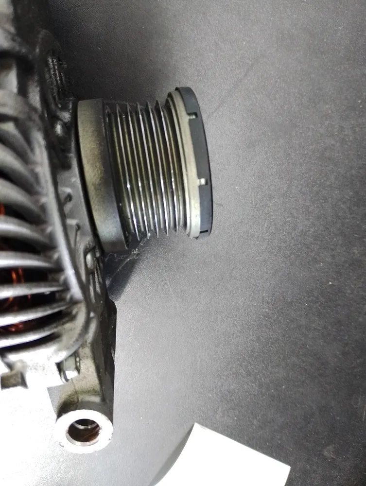 Alternador