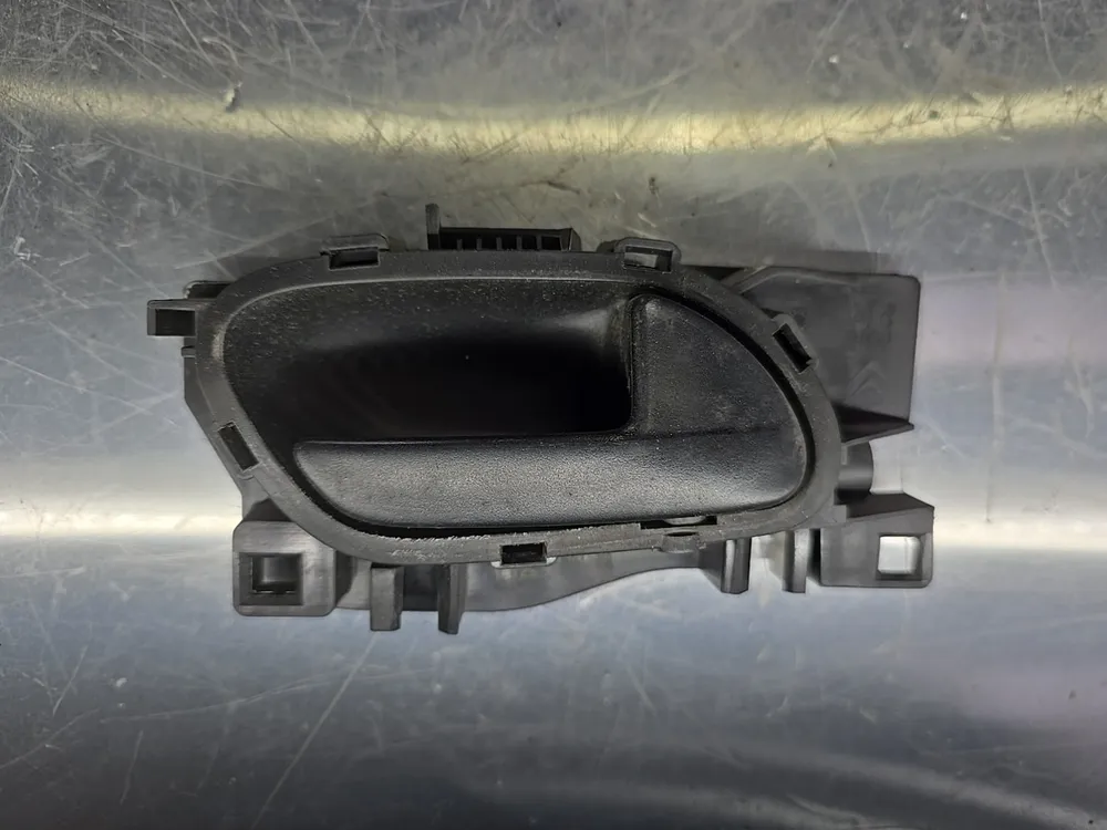 PUXADOR PORTA INTERIOR FRT DTO