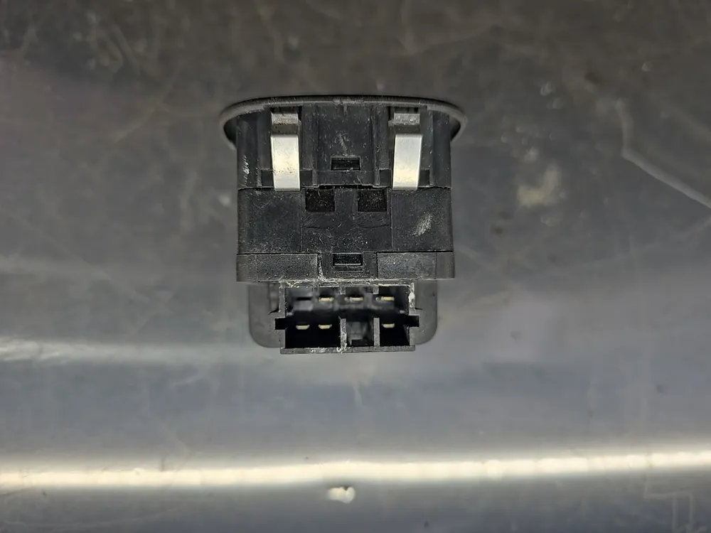 CONSOLA C/BOTÕES DOS VIDROS ELÉTRICOS