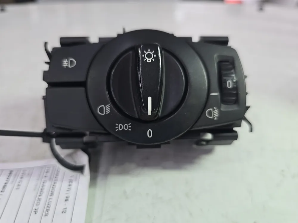 COMUTADOR LUZES 