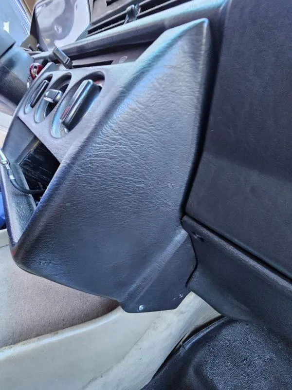 ARO PLASTICO AUTORADIO 
