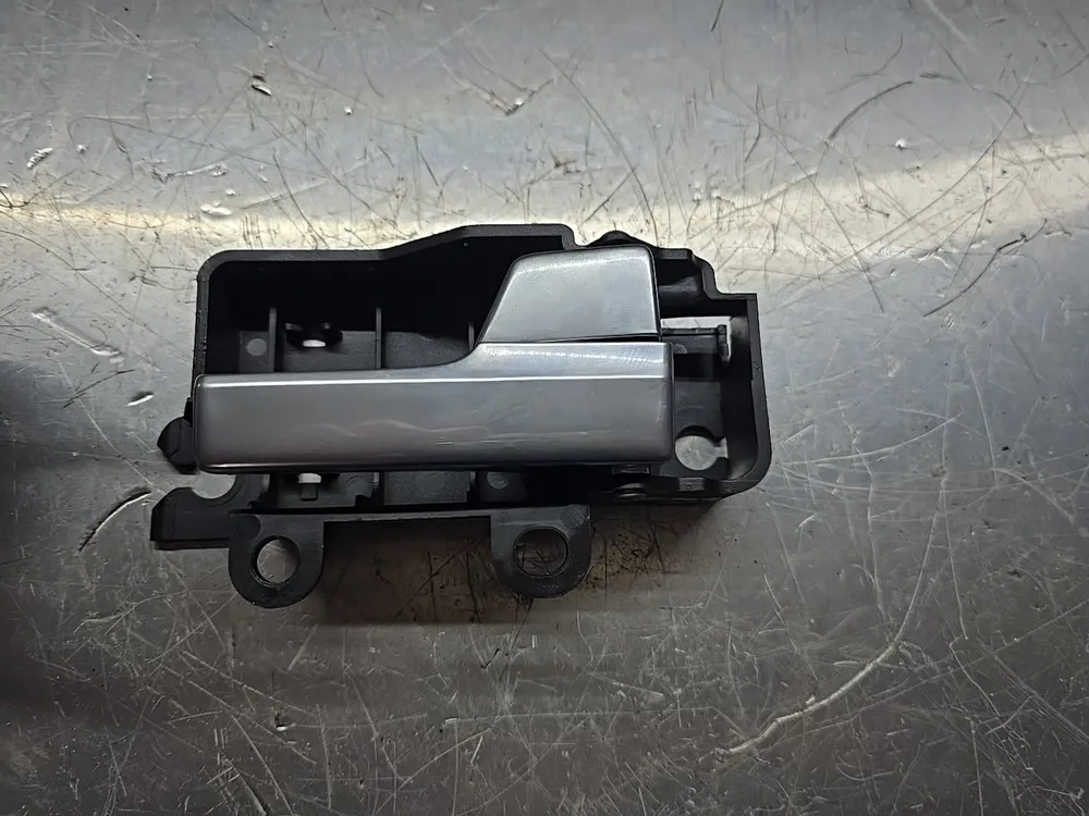 PUXADOR PORTA INTERIOR FRT DTO