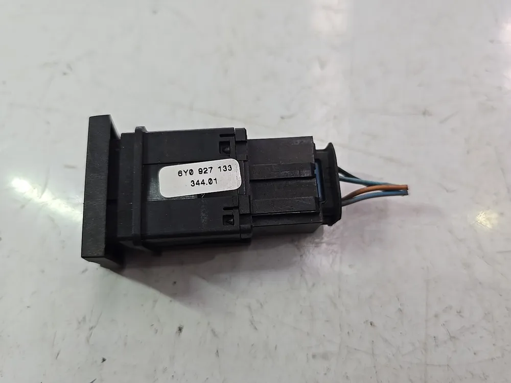 BOTÃO DE CONTROLO DE TRAÇÃO