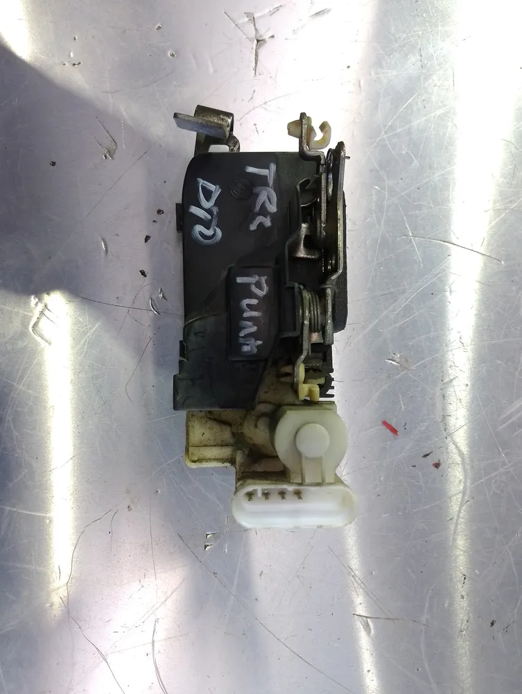 Fecho da Porta Trás Dto