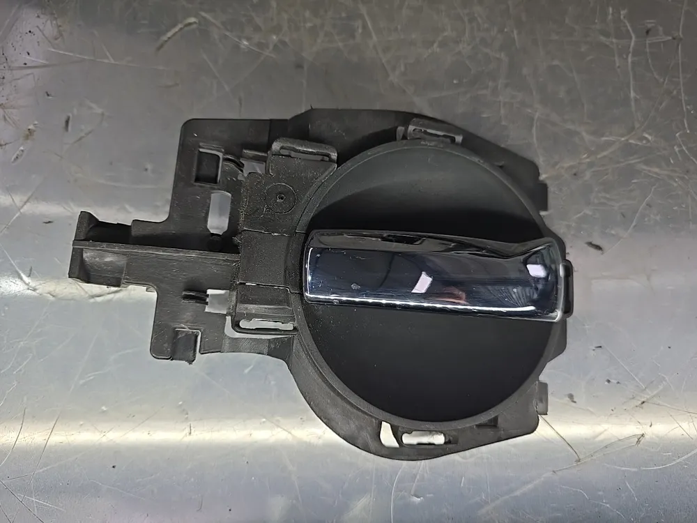 PUXADOR PORTA INTERIOR FRT DTO