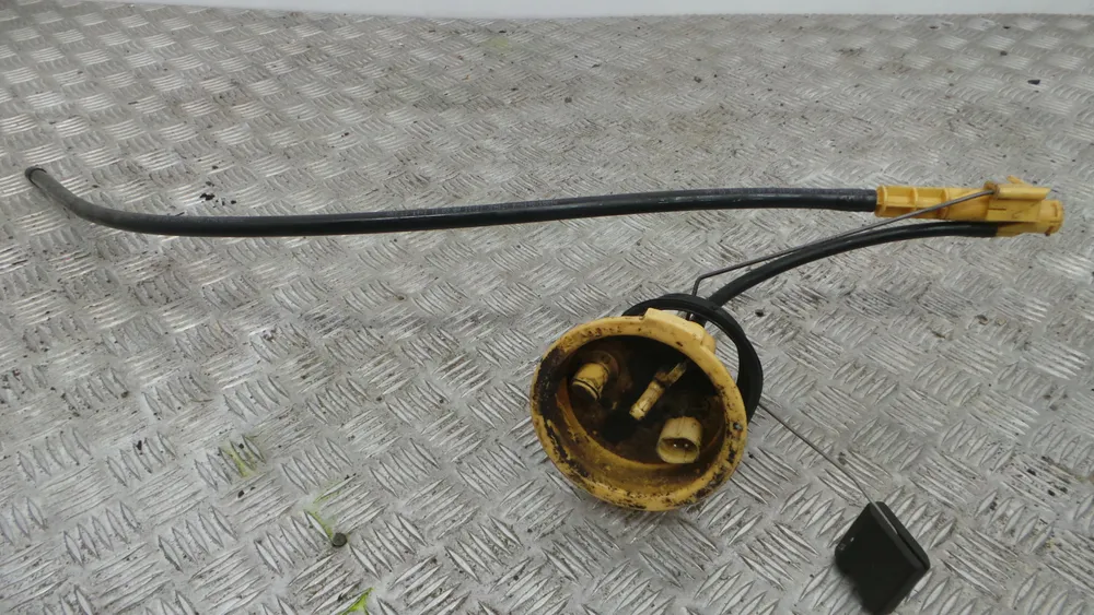 Fuel float