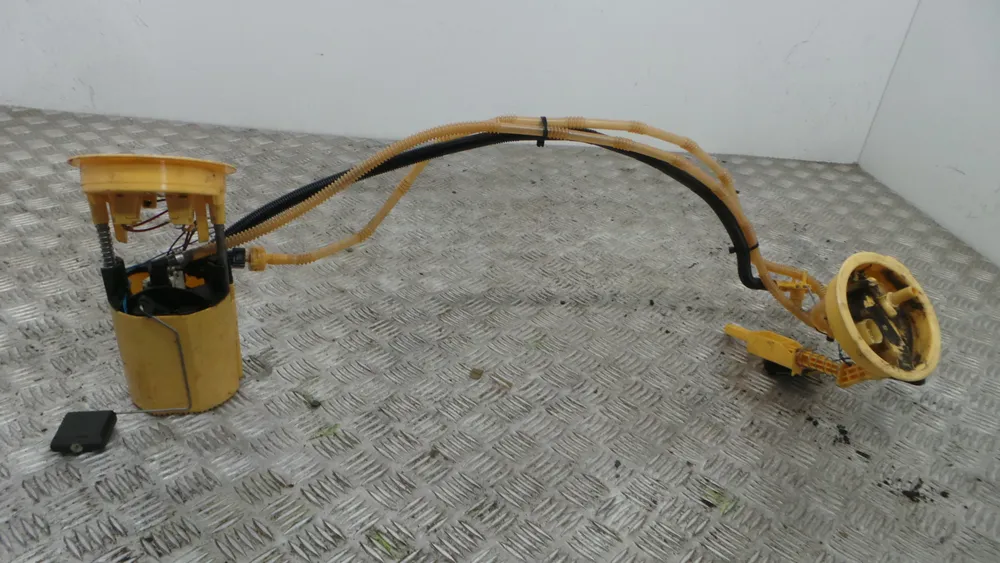 Flotador de combustible