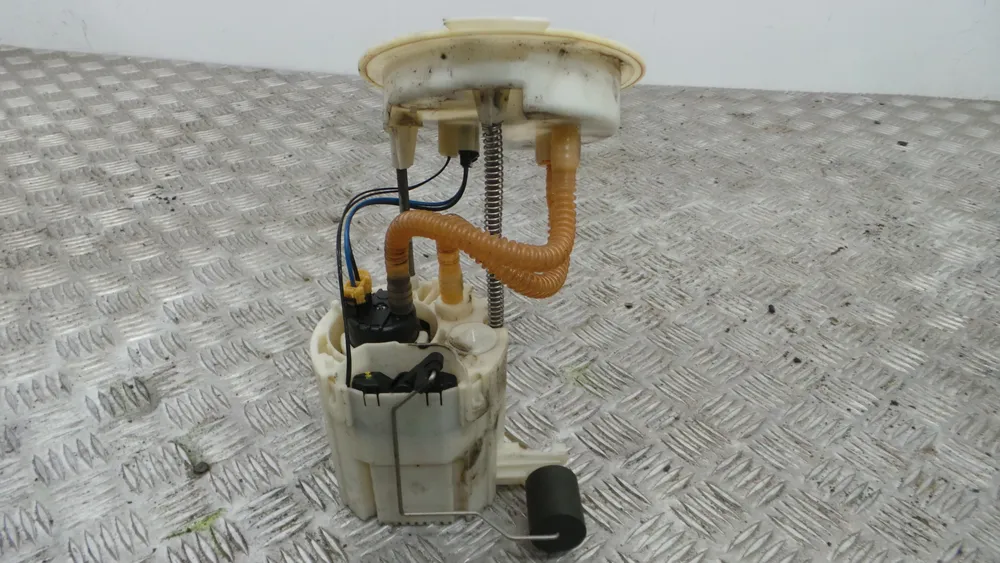 Fuel float