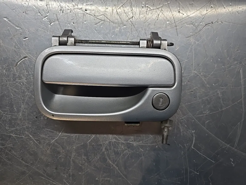 Puxador de Porta Frente Esquerda
