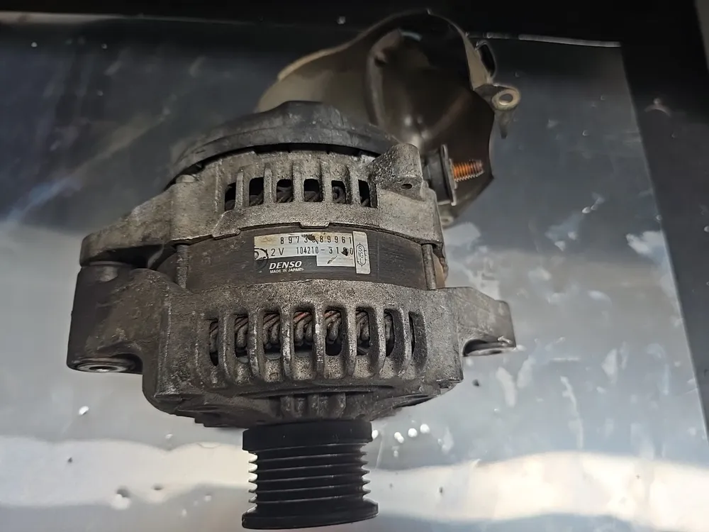 Alternador