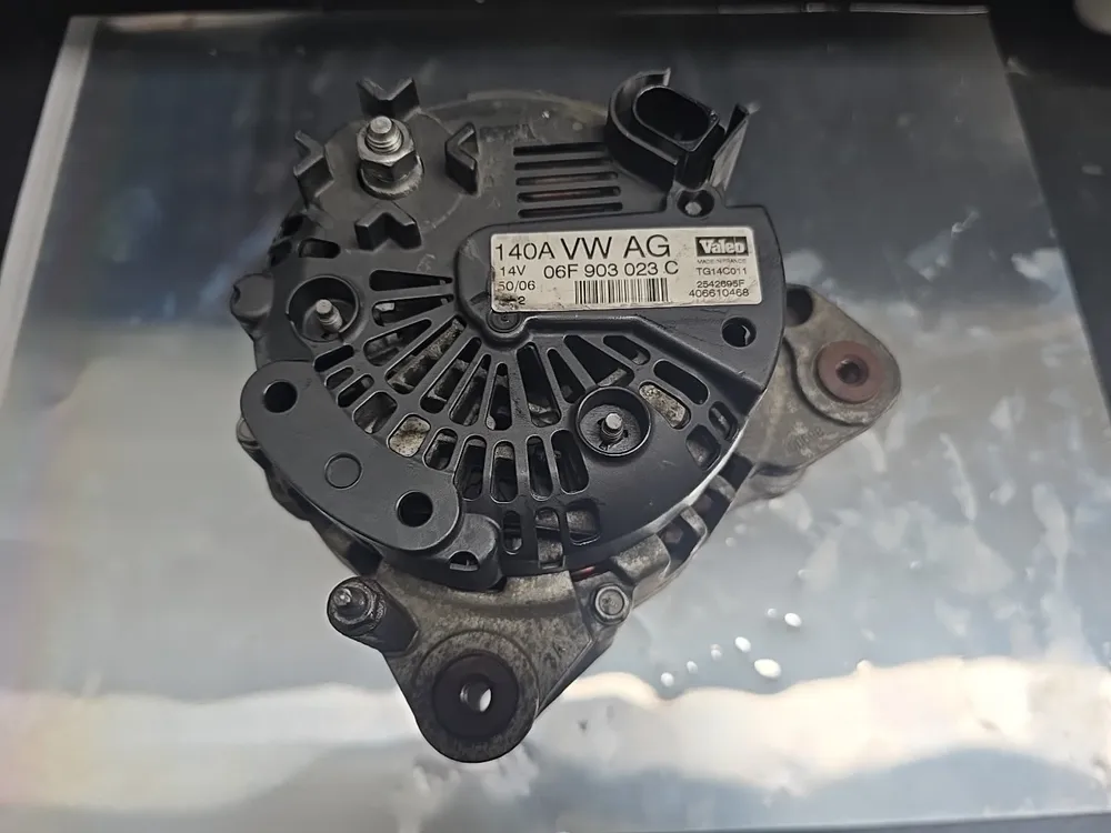 Alternador