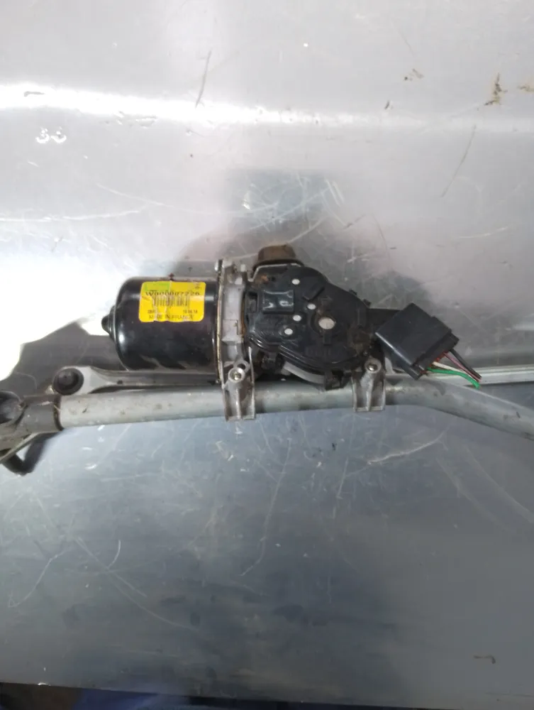 MOTOR LIMPA VIDROS FRENTE