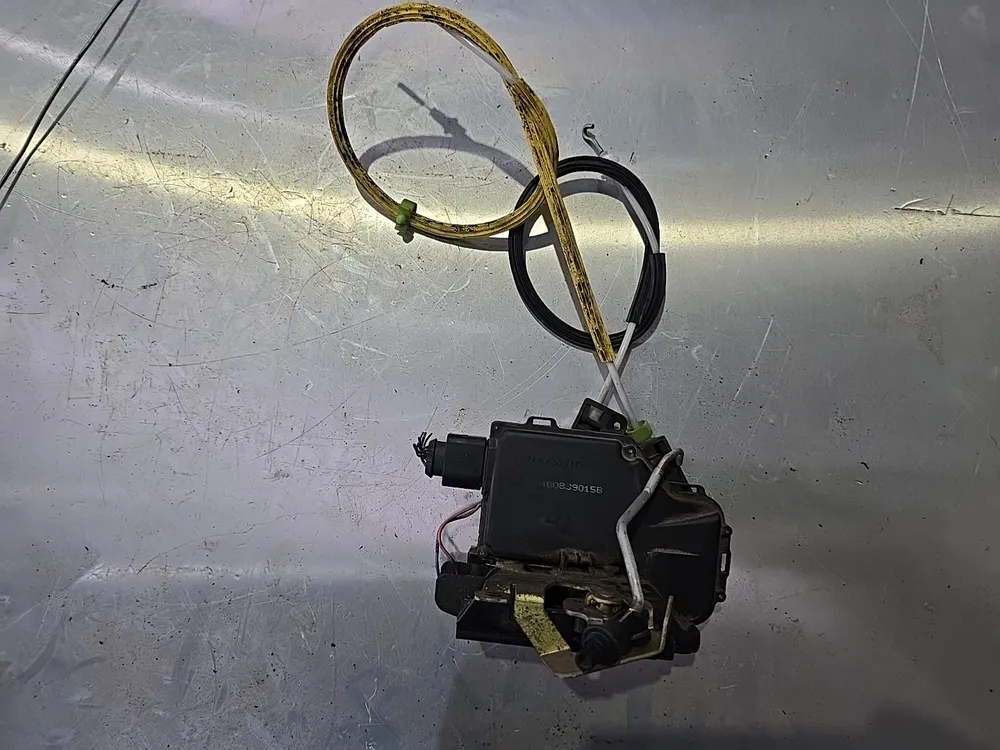 Fecho da Porta Trás Esq