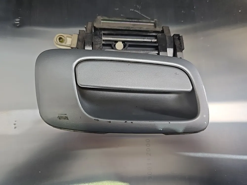 Puxador de Porta Frente Direita