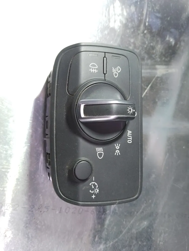 COMUTADOR LUZES 