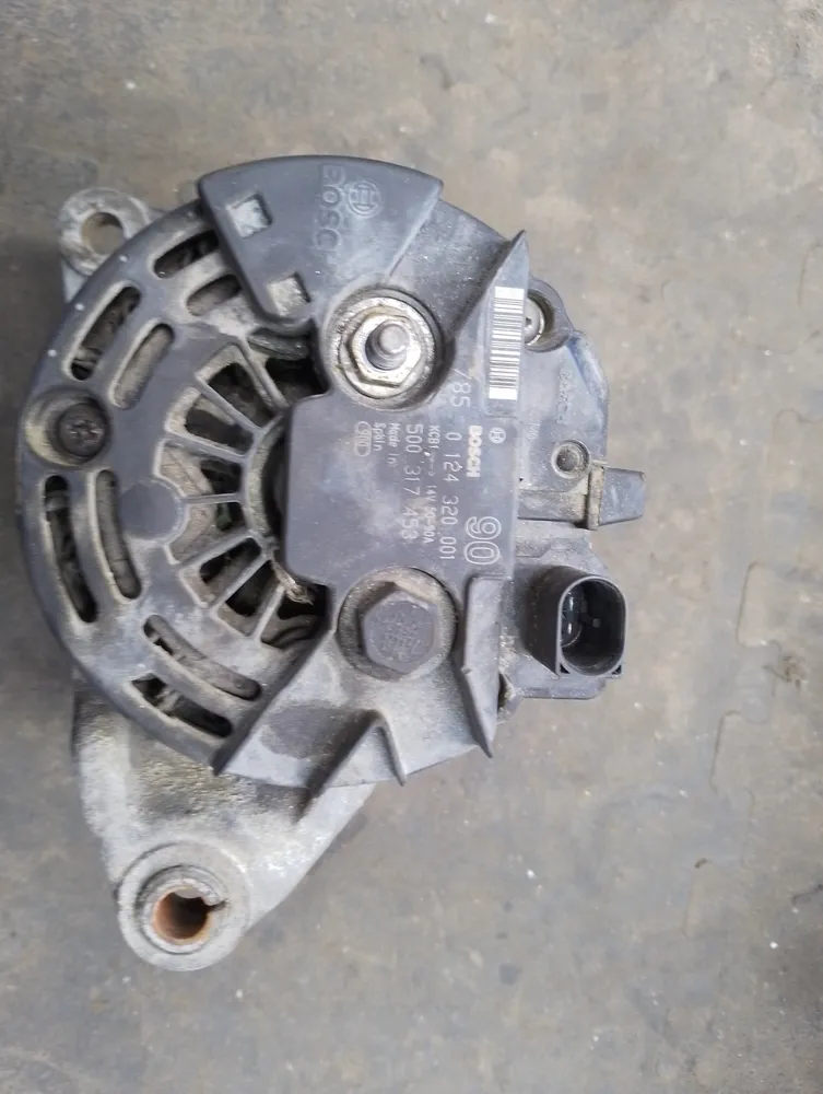 Alternador