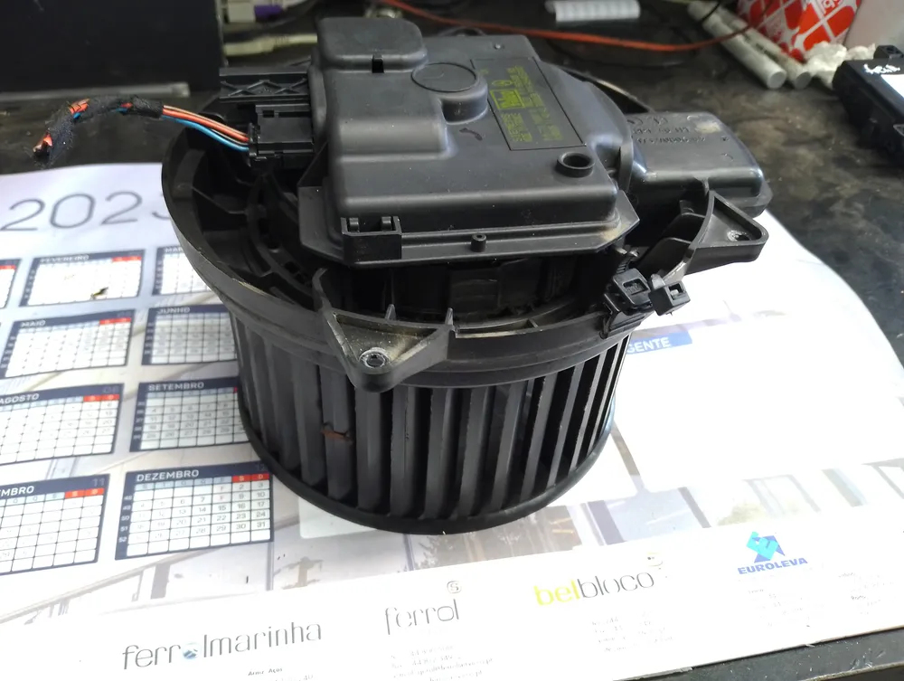 MOTOR DA CHAUFAGEM 
