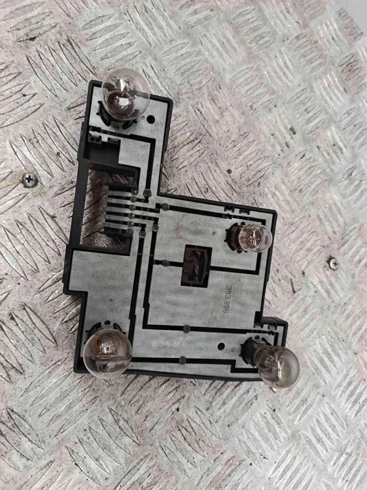 Suporte Lampadas Tras Direito