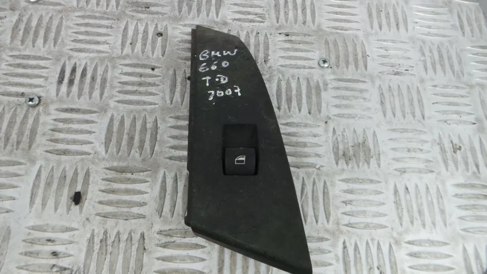 Comando / Botão / Interruptor Vidros Trás Direito