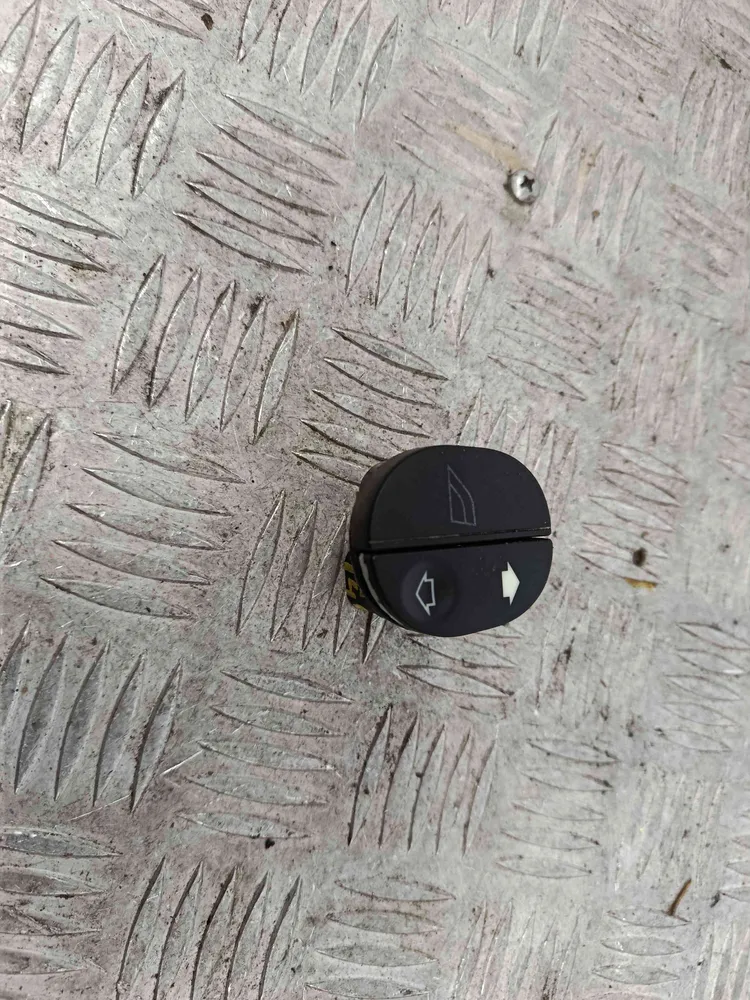 Comando / Botão / Interruptor Vidros Frente Direito