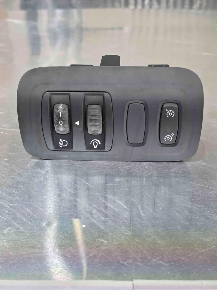 COMUTADOR DE NIVELAÇÃO DE LUZES / INTENSIDADE / CRUISE CONTROL