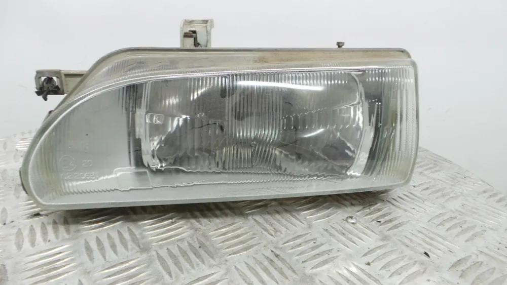 Links Headlight