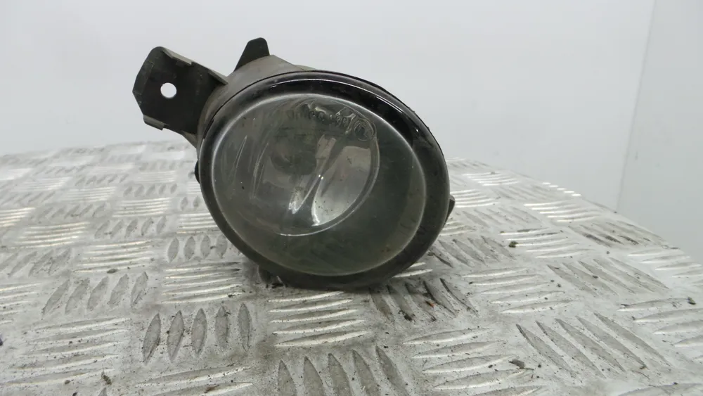 Farol Nevoeiro Frente Direito