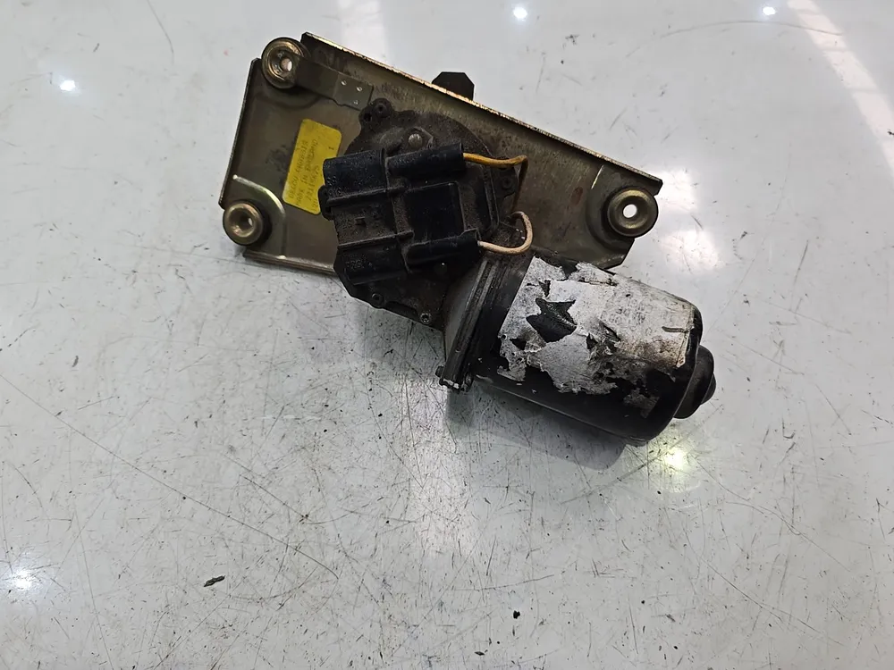 MOTOR LIMPA VIDROS FRENTE