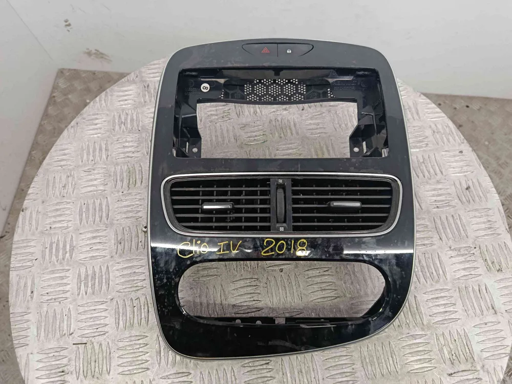 Moldura consola central / radio / aro
