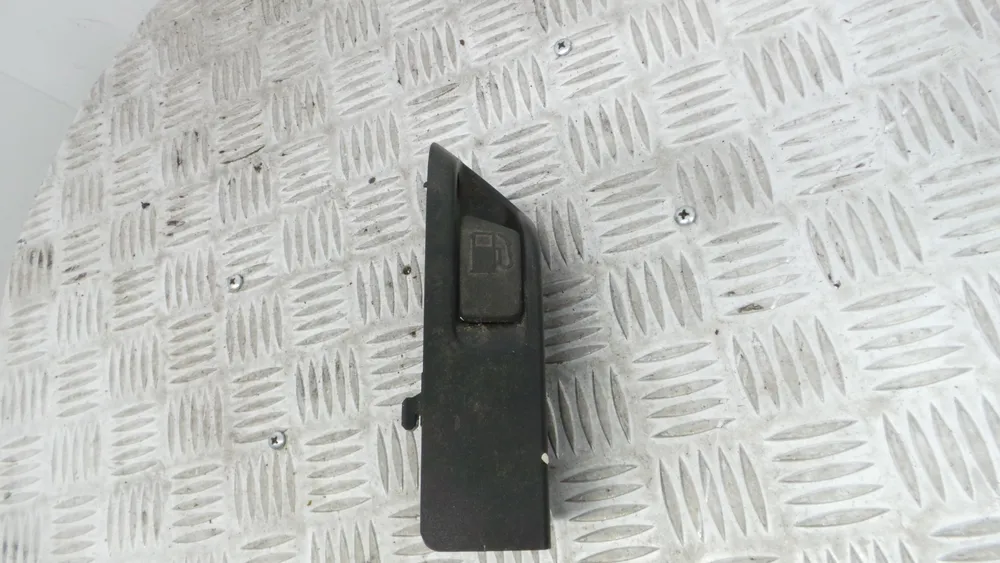 Interruptor / Comando Tampa Combustivel