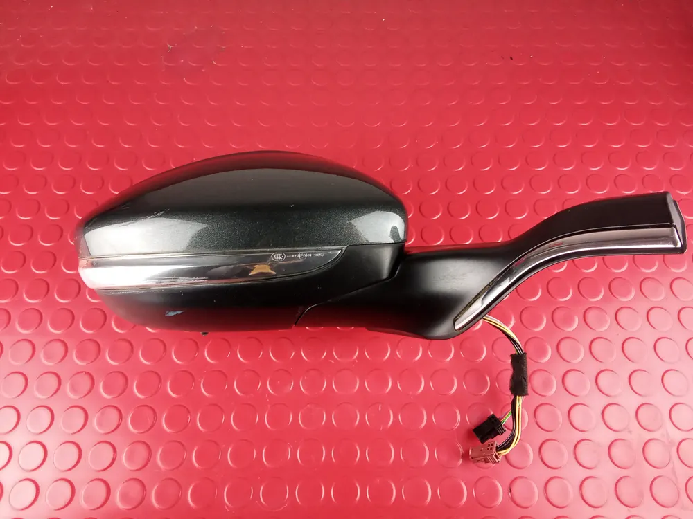 Espejo retrovisor Derecho