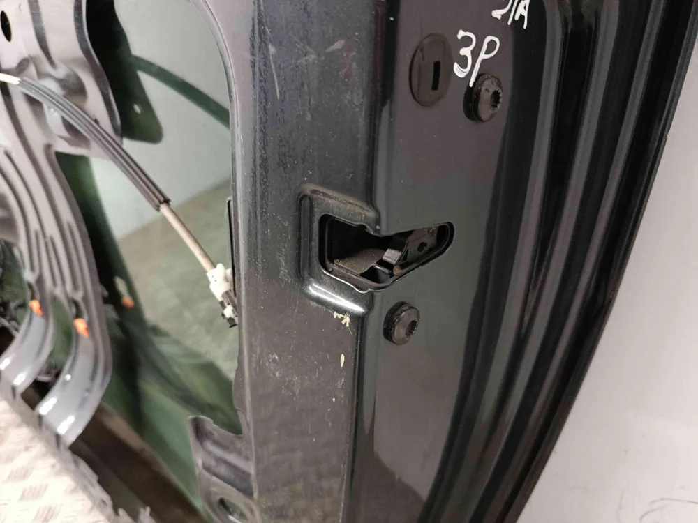 Fechadura / Fecho Porta Direito