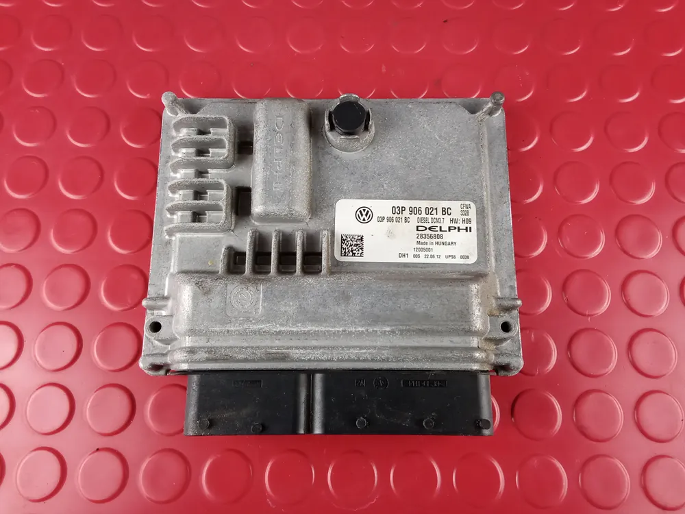 Motor control unit / ECU