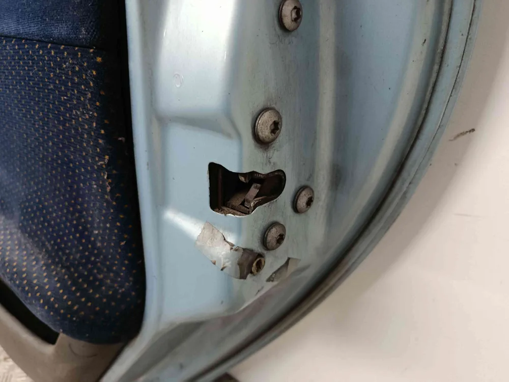 Fechadura / Fecho Porta Trás Direito