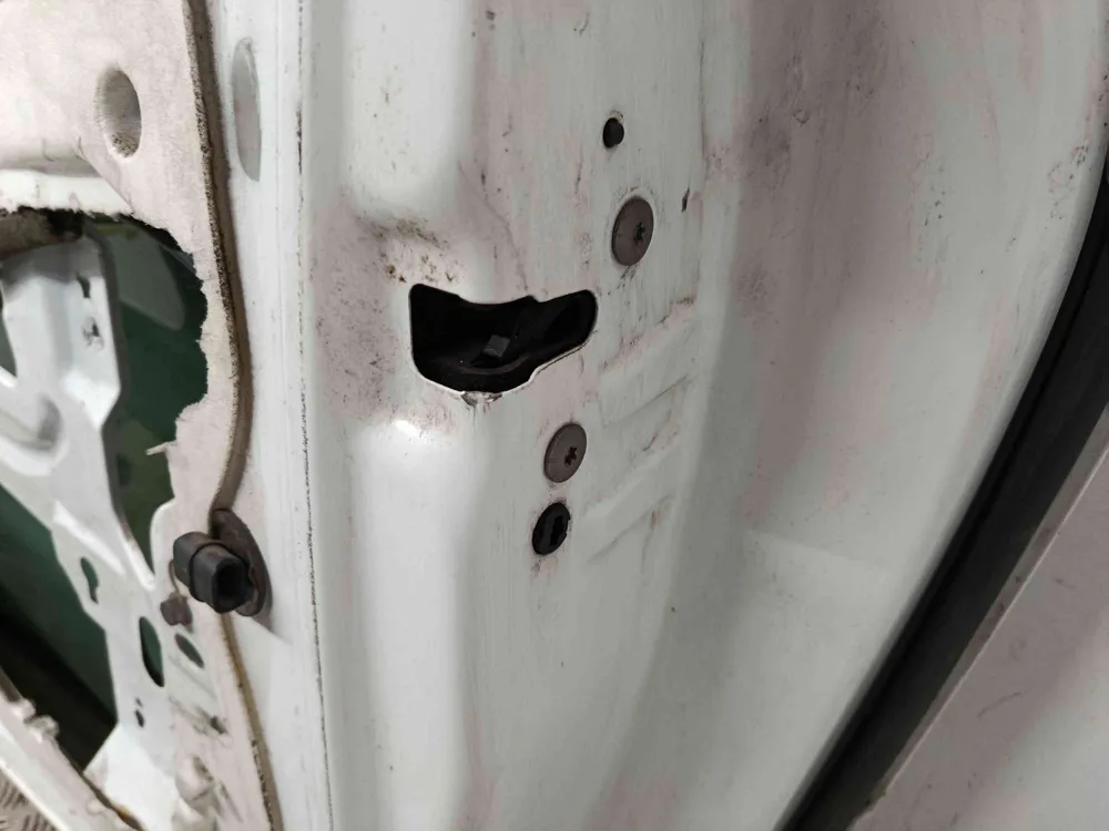 Fechadura / Fecho Porta Direito