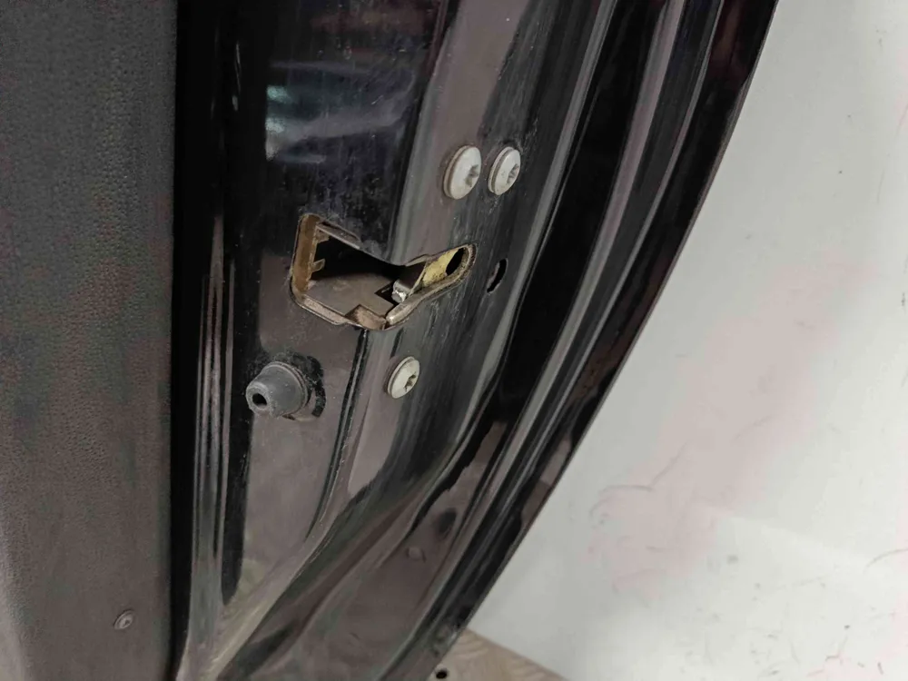 Fechadura / Fecho Porta Direito