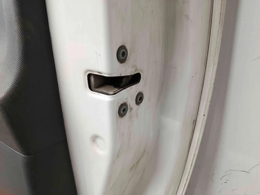 Fechadura / Fecho Porta Direito