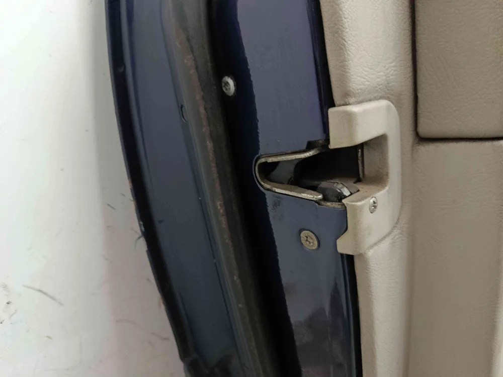 Fechadura / Fecho Porta Esquerdo